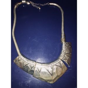 Silver collar necklace